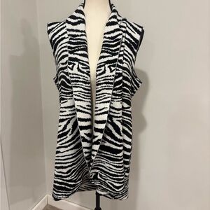 Cupio Black and White Zebra Print Cardigan